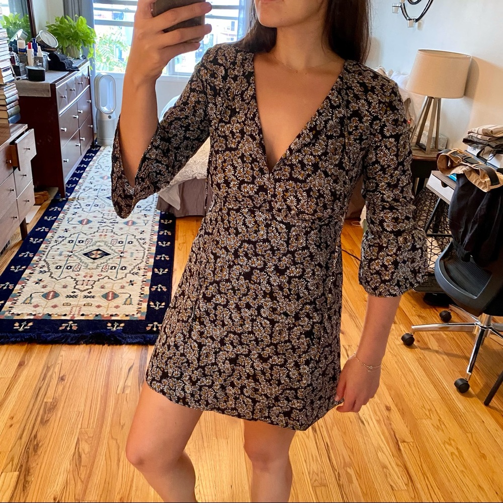 NWT daisy print 3/4 sleeve dress by Love & Lies UK 12 US 6